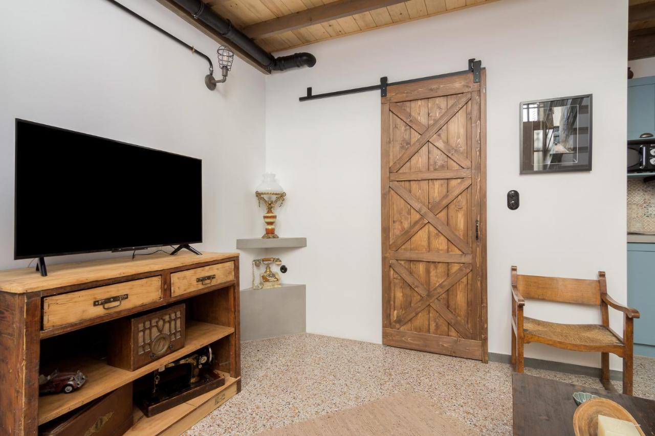 דירות אתונה Vintage Loft B In Monastiraki מראה חיצוני תמונה